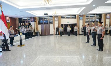 Kapolri-Naikan-Pangkat-45-Pati-Polri,-Ada-Satu-Polwan-Jadi-Jenderal