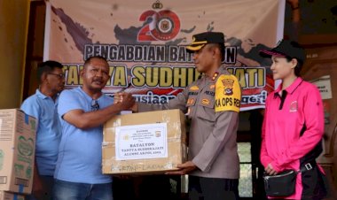 Alumni-AKPOL-2003-Batalyon-Tantya-Sudhirajati-Salurkan-Bantuan-untuk-Korban-Erupsi-Gunung-Lewotobi-Laki-Laki.-