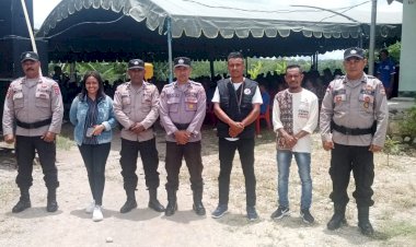 Personel-Polsek-Tasifeto-Timur-Amankan-Pertemuan-Terbatas-Caleg-DPRD-Belu-Partai-PAN