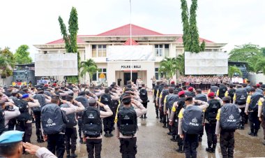 Pimpin-Pergeseran-Pasukan,-Simak-Penekanan-Kapolres-Belu,-AKBP-Richo-N.D-Simanjuntak-kepada-Personel-Pengamanan-TPS-Pemilu-2024