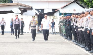 Kesiapan-Pengamanan-Idul-Fitri-1445-H,-Kapolres-Belu-Pimpin-Apel-Gelar-Pasukan-Operasi-Ketupat-Turangga-2024