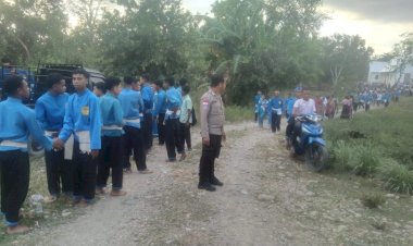 Beri-Rasa-Aman,-Polsek-Tasifeto-Timur--Amankan-Perarakan-Patung-Yesus-Kerahiman-Ilahi-di-desa-Manleten