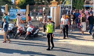 Rutin,-Polres-Belu-Turun-ke-Gereja-ini-Jamin-Keamanan-dan-Kenyamanan-Ibadah-Minggu