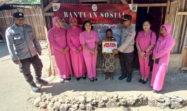 Salurkan-Bansos-ke-Masyarakat,-Wujud-Kepedulian-Polsek-Raihat-dan-Bhayangkari-di-Hari-Bhayangkara-ke-78