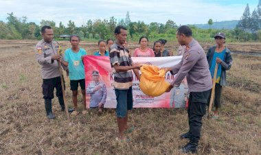 Salurkan-Bibit-Jagung-dan-Kacang-Hijau-untuk-Petani,-Upaya-Polsek-Raihat-Dukung-Ketahanan-Pangan-di-Momen-Bhayangkara-ke-78