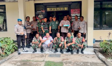 Wujud-Sinergitas,-Danramil-bersama-Danposal-Atapupu-Datangi-Polsek-Kakuluk-Mesak-Beri-Ucapan-Selamat-Hari-Bhayangkara-ke-78
