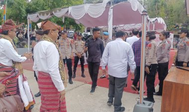 Dihadiri-Ribuan-Pendukung,-Pendaftaran-Dua-Balon-Bupati-dan-Wakil-Bupati-di-Hari-ke-3-Dijaga-Ketat-Personel-OMP-2024-Polres-Belu
