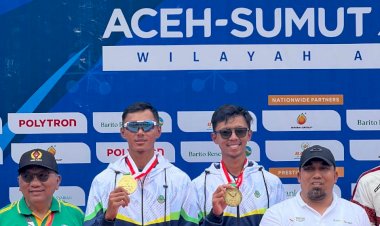Denri-Maulidzar-Borong-Tiga-Emas-Lewat-Cabor-Dayung-Rowing-di-PON-XXI-Aceh-Sumut