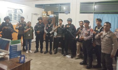 Jamin-Situasi-Kondusif-di-Masa-Kampanye-Pilkada-2024,-Satgas-OMP-Polres-Belu-Bersama-Brimob-Gelar-Patroli-Malam-Minggu-Sisir-Kantor-KPU-hingga-Bawaslu
