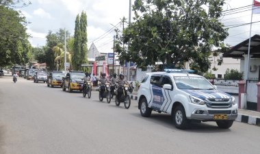 Pastikan-Situasi-Kondusif-di-Masa-Tenang-Pilkada-2024,-Polres-Belu-bersama-TNI-dan-Brimob-Gelar-Patroli-Skala-Besar
