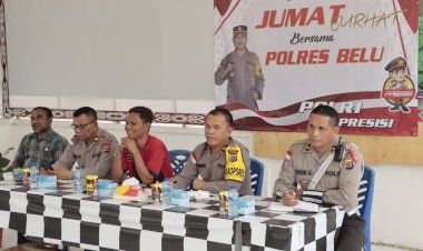 Jumat-Curhat,-Wakapolres-Belu,-KOMPOL-Lorensius-Tampung-dan-Jawab-Curahan-Hati-dari-Masyarakat-Tulamalae