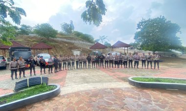 Cegah-Kriminalitas-di-Awal-Tahun-2025,-Personel-Gabungan-Polres-Belu-dan-Brimob-Turun-Full-Amankan-Sejumlah-Tempat-Wisata-di-Kakuluk-Mesak