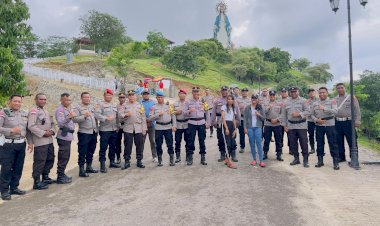 Beri-Kenyamanan-Masyarakat-Saat-Merayakan-Libur-Isra-Miraj-dan-Imlek,-Polres-Belu-Gelar-Patroli-Cipta-Kondisi-di-Tempat-Wisata