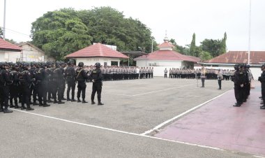 Tak-Anggap-Enteng-Situasi,-Ratusan-Personel-Polres-Belu-dan-1-Kompi-BKO-Brimob-Diterjunkan-Jelang-Putusan-Dismissal-Sengketa-Pilkada-2024