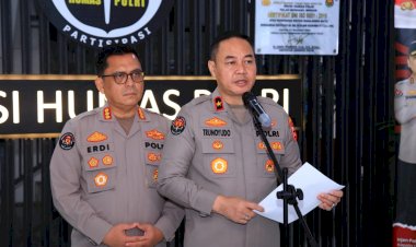 Polri-Gelar-Salat-Gaib-untuk-Tiga-Anggota-yang-Gugur-dalam-Tugas-di-Way-Kanan
