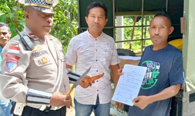 Bawa-Senjata-Tajam-Saat-Bepergian,-Pengendara-yang-Melintas-di-Hutan-Jati-Nenuk-Terjaring-Razia-Operasi-Pekat-2025-Polres-Belu
