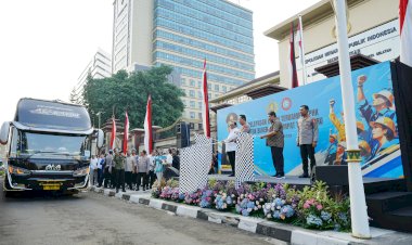 Kapolri-Lepas-700-Buruh-Terdampak-PHK-Untuk-Kembali-Bekerja,-Wujud-Kolaborasi-Selesaikan-Permasalahan-Industrial