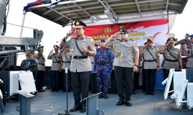 Polri-untuk-Masyarakat:-Tabur-Bunga-di-Teluk-Kupang-Peringati-HUT-Bhayangkara-ke-79