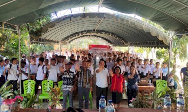 Manfaatkan-MPLS,-Satres-Narkoba-Polres-Belu-Sosialisasikan-Dampak-Buruk-Narkoba-kepada-Siswa-Baru-SMK-Cartintes-Atambua