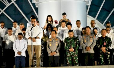 Kapolda-NTT-Ikuti-Doa-Bersama-di-Halaman-Kantor-Gubernur,-Tegaskan-Komitmen-Jaga-Kedamaian