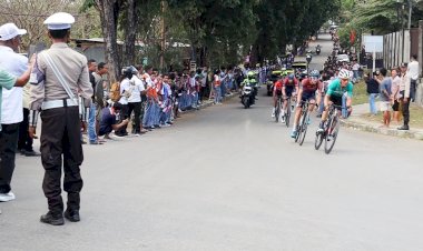 Menyebar-di-90-Titik-Pengamanan,-Ratusan-Personel-Polres-Belu-Berjibaku-dari-Pagi-hingga-Siang-Sukseskan-Stage-2-Tour-de-EnTeTe-2025