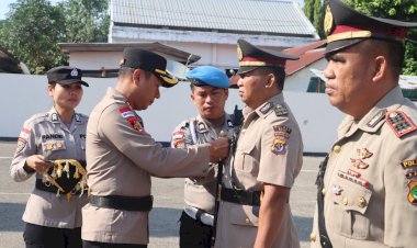 Rotasi-Jabatan,-Kapolres-Belu-Pimpin-Serah-Terima-Jabatan-Kapolsek-Raimanuk-dan-Penyerahan-Jabatan-Kapolsek-Lamaknen