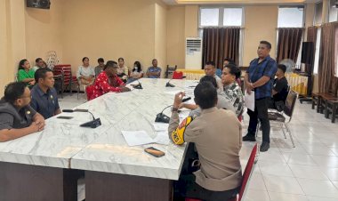 Kapolres-Belu-Terima-Audensi-dengan-Keluarga,-Jelaskan-Rangkaian-Penyelidikan-Kematian-Frans-Asten