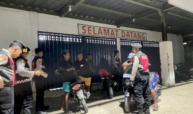 Terus-Menjaga-Situasi-Kondusif,-Tim-Perintis-Samapta-Polres-Belu-Gencar-Laksanakan-Patroli-Malam