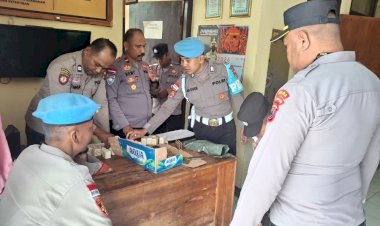 Uji-Disiplin-dan-Kesiapsiagaan-Personel-dalam-Pelaksanaan-Tugas,-Seksi-Propam-Polres-Belu-Sidak-ke-Polsek-Perbatasan