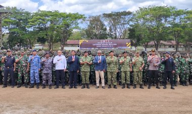 Kapolres-Belu-Hadiri-Upacara-Penutupan-Pendidikan-Dasar-Militer-Kadet-Mahasiswa-D-3-Cohort-6-Unhan-RI