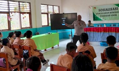 Wujudkan-Sekolah-yang-Aman-bagi-Pelajar-SMPN-Satap-Benemata,-Kanit-Bhabinkamtibmas-Polres-Belu-Sosialisasikan-Pencegahan-Kekerasan-terhadap-Anak-dan-Dampak-Hukumnya