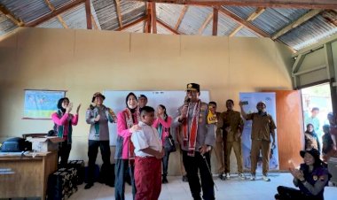 Kapolda-NTT-Resmikan-Revitalisasi-MI-Al-Hidayah-di-Pulau-Kukusan,-Salurkan-Bantuan-Pasca-Gempa