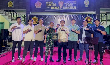 Wujud-Sinergitas-TNI-Polri-di-Tapal-Batas,-Kapolres-Belu-Hadiri-Malam-Pengantar-Purna-Tugas-Satgas-Pamtas-Yonarmed-12-Kostrad