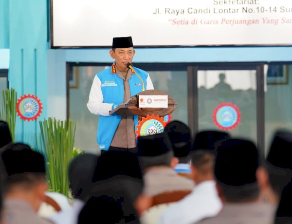 Kapolri di Hadapan Buruh: Satukan Tekad dan Barisan untuk Wujudkan Indonesia Emas 2045! 