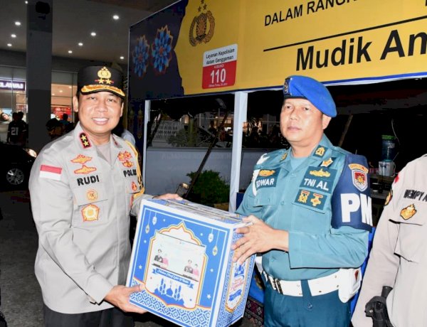 ​ Sukses Kawal Mudik Aman, Keluarga Nyaman: Kapolda NTT Bersama Jajaran Catatkan Tren Positif dan 