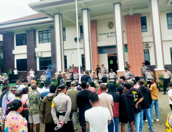 Pimpin Anggota Kawal Aksi Damai Masyarakat Suku Bei Hale, Wakapolres Belu:Terima kasih, Aspirasi Disampaikan dengan Sejuk dan Damai