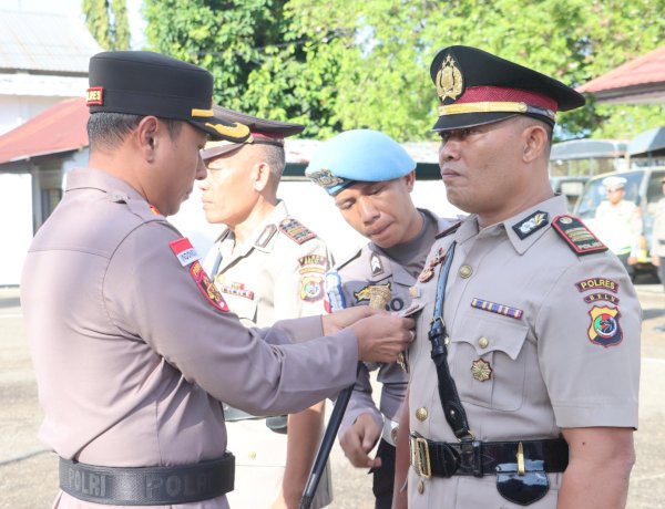 Pimpin Serah Terima Jabatan, Simak Pesan Kapolres Belu  kepada Pejabat Lama dan Baru Kepala Bagian Operasi