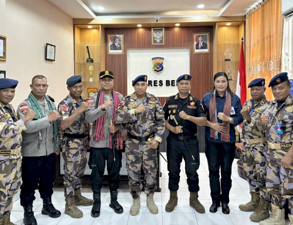 Perkuat Sinergitas dan Kerja Sama Lintas Batas Negara, Kapolres Belu, AKBP I Gede Eka Putra Astawa Sambut Hangat Kunjungan Komandan UPF PNTL