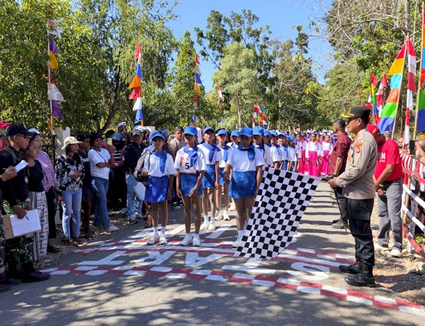 Bersama Bupati dan Forkopimda, Kapolres Belu Lepas Peserta Gerak Jalan Kemerdekaan 8 KM Sambut HUT RI ke 81
