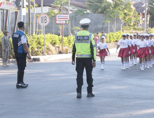 Berjibaku dari Siang Hingga Malam, Polres Belu Amankan Gerak Jalan 17 KM Sambut HUT RI ke 81
