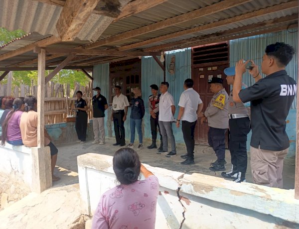 Sinergi Cegah Peredaran Narkoba, Polres Belu bersama BNNK Gelar Operasi Sarang Narkoba di Kampung Sesekoe