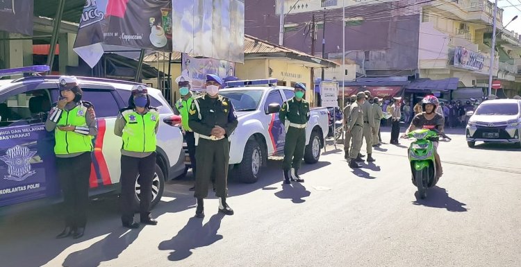 Patroli Gabungan Ops Ketupat 2020 di Belu, Turun Mengajak Masyarakat Perangi Covid-19