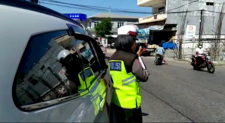 Penling di Jalur Ini, Larangan Mudik dan Pakai Masker Digaungkan Sat Lantas Polres Belu Guna Memutus Covid-19