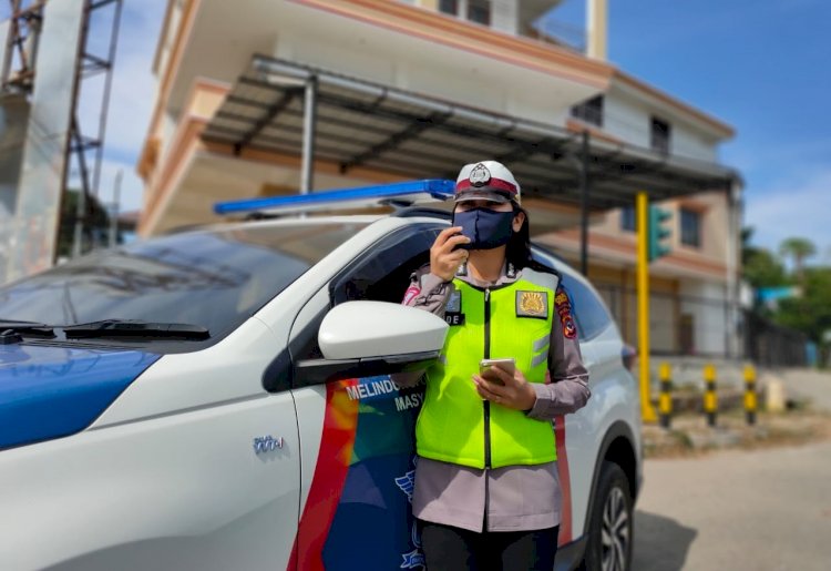 Penling di Simpang Lima, Sat Lantas Ajak Masyarakat Pakai Masker, Jaga Jarak dan Patuhi Aturan Lalu Lintas