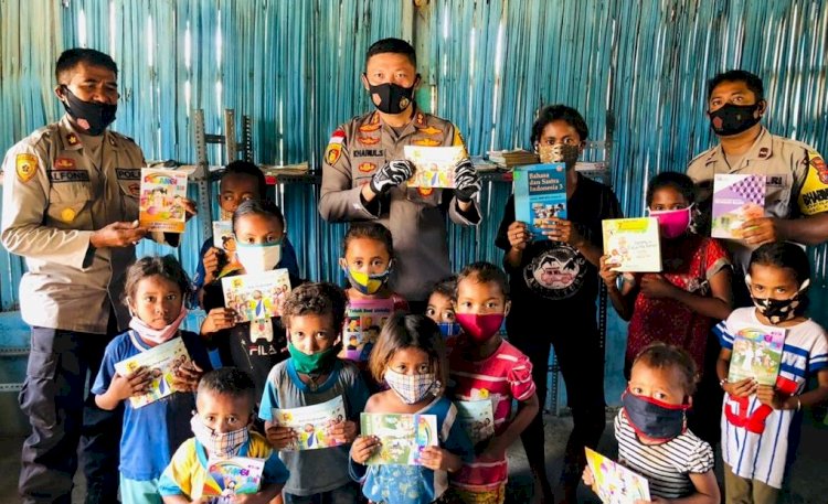 Peduli Literasi, Kapolres Belu, AKBP Khairul Saleh Kunjungi Rumah Baca Bhabinkamtibmas desa Kabuna