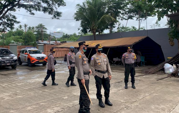 Kapolres Belu bersama Pamatwil Polda NTT Cek Pengamanan Rapat Pleno Pilkada Tingkat Kabupaten