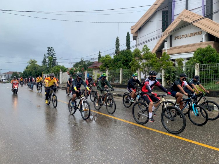 Jaga Imun Tubuh di Tengah Pandemi, TNI Polri di Belu Gowes Bersama Sambut HUT Korem 161/WS