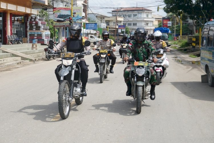 Jamin Situasi Kondusif, Kapolres Belu Pimpin Patroli Skala Besar di Hari H Putusan Sengketa Pilkada