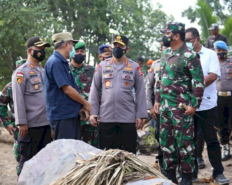 Tinjau NTT, Panglima dan Kapolri Fokuskan Evakuasi Korban dan Kirim Bantuan