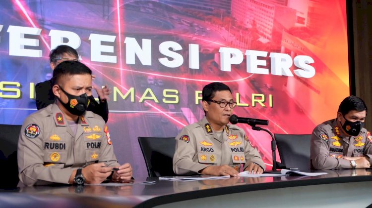 Panglima dan Kapolri Hari Ini Akan Tinjau Vaksinasi di Bandung, Kudus dan Bangkalan